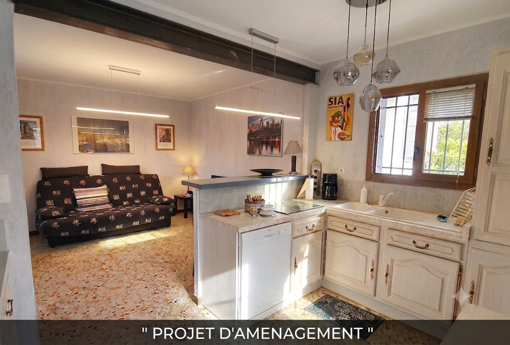 A Vendre GARD (30) - Village en périphérie d'Uzès : Maison de village P3 avec garage, cave et terrasse