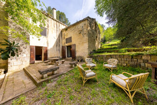  Propriété/château à vendre 5 pièces 170 m²