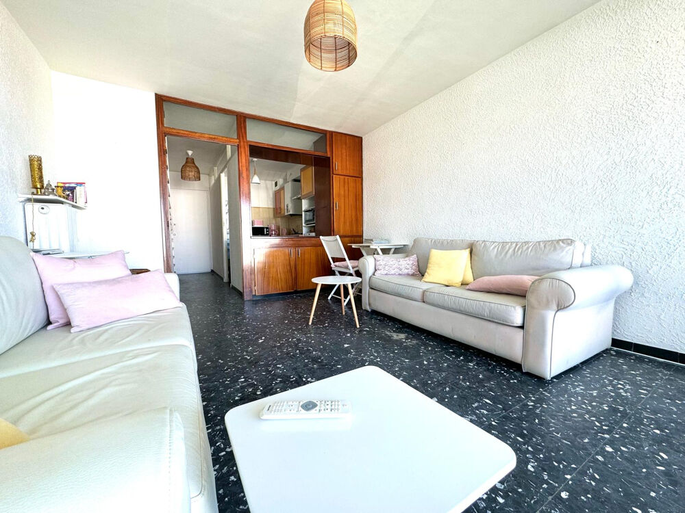 DUPLEX P3 VUE MER AVEC PLACE DE PARKING.