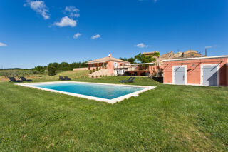  Propriété/château à vendre 6 pièces 140 m²