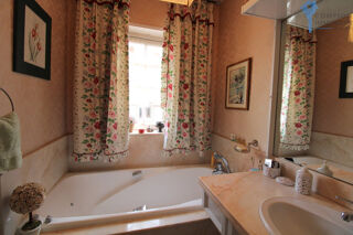  Propriété/château à vendre 9 pièces 190 m²