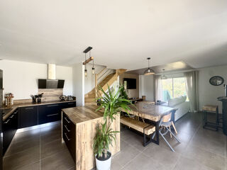  Maison � vendre 7 pi�ces 147 m�