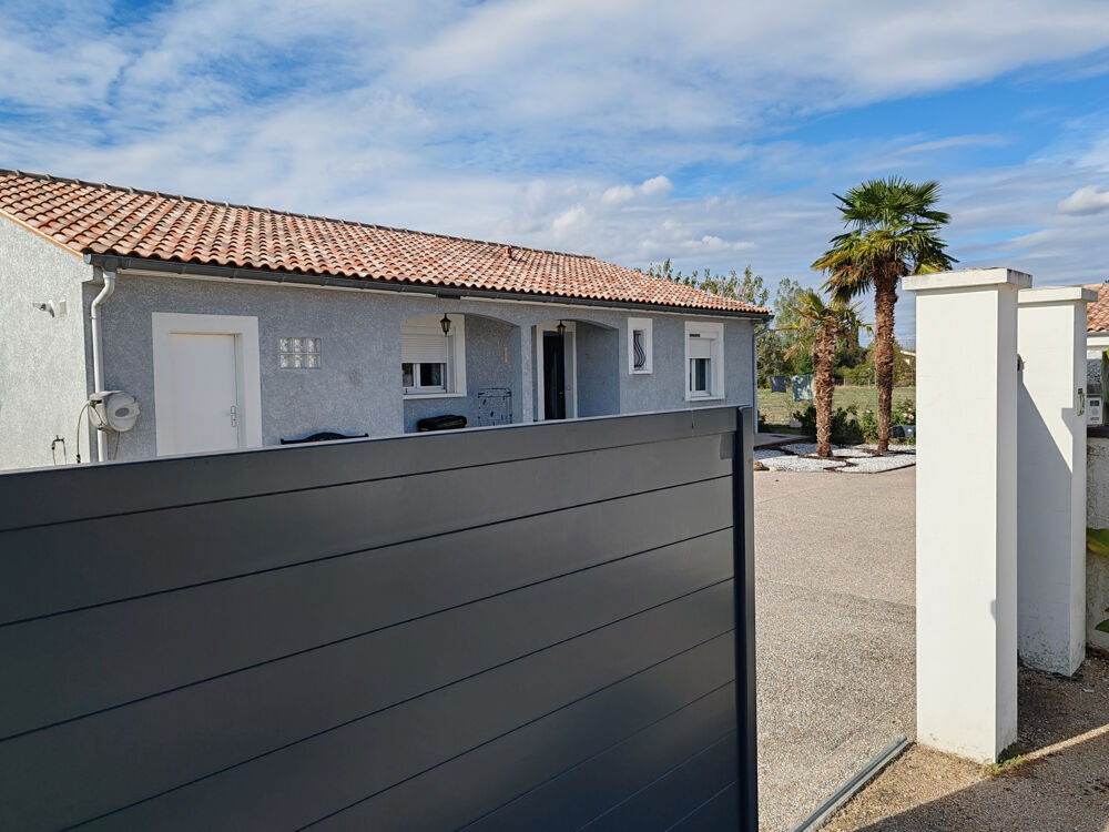 Vente Maison A VENDRE Maison de plain-pied 4 pièce + garage indépendant Soual