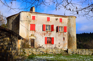  Propri�t�/ch�teau � vendre 11 pi�ces 235 m�