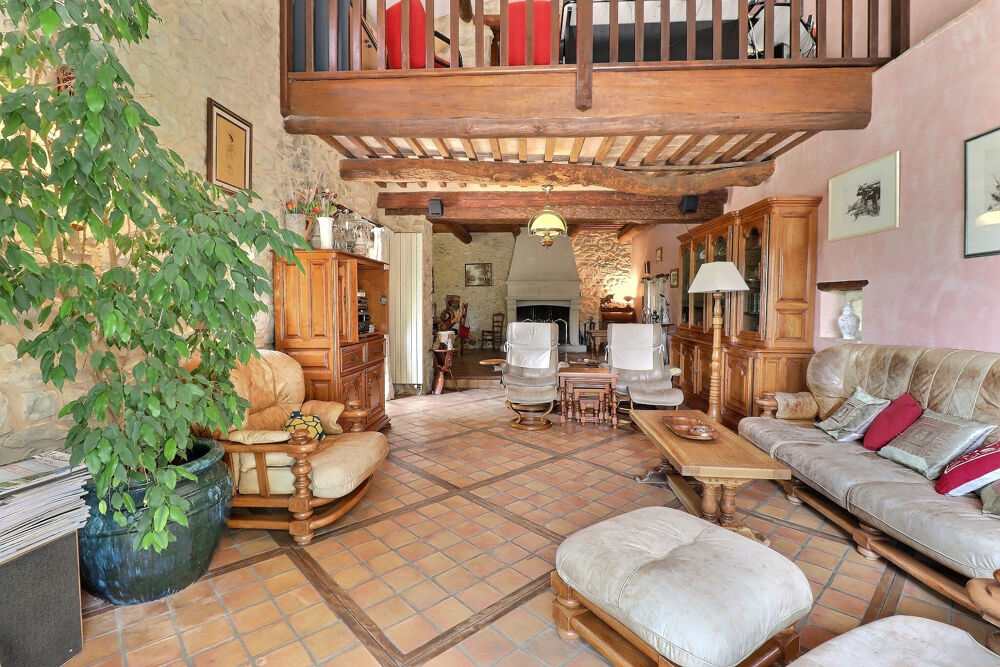  vendre  Maison Uzs (30700)