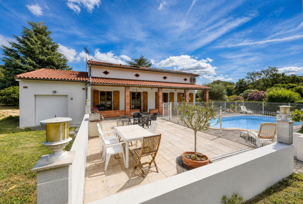 Maison 6 pièces 152 m² · à Lapeyrouse Fossat · 152 m² · 439 000 €
