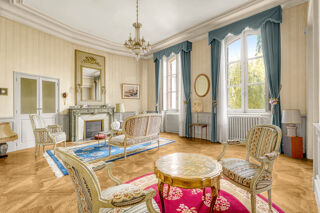  Propri�t�/ch�teau � vendre 12 pi�ces 345 m�