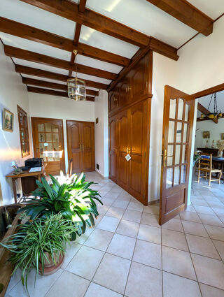  Propriété/château à vendre 9 pièces 155 m²