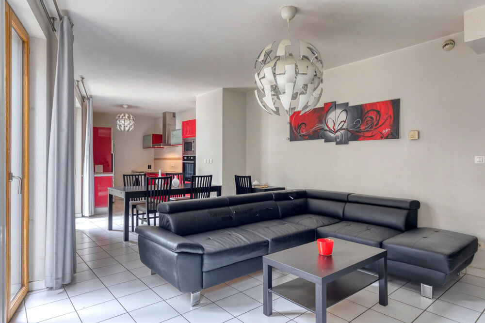 GRENOBLE Caserne de Bonne - T3 en Rez-de-Jardin