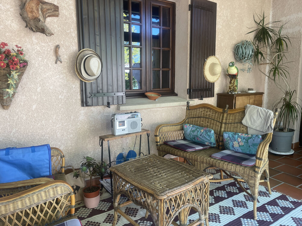 à vendre  Propriété/château Gargas (84400)