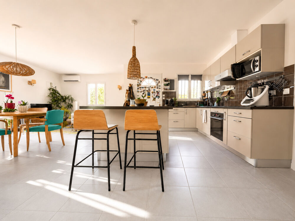 A VENDRE DEPT 30 (GARD) VAUVERT VILLA 3 CHAMBRES JARDIN ET GARAGE