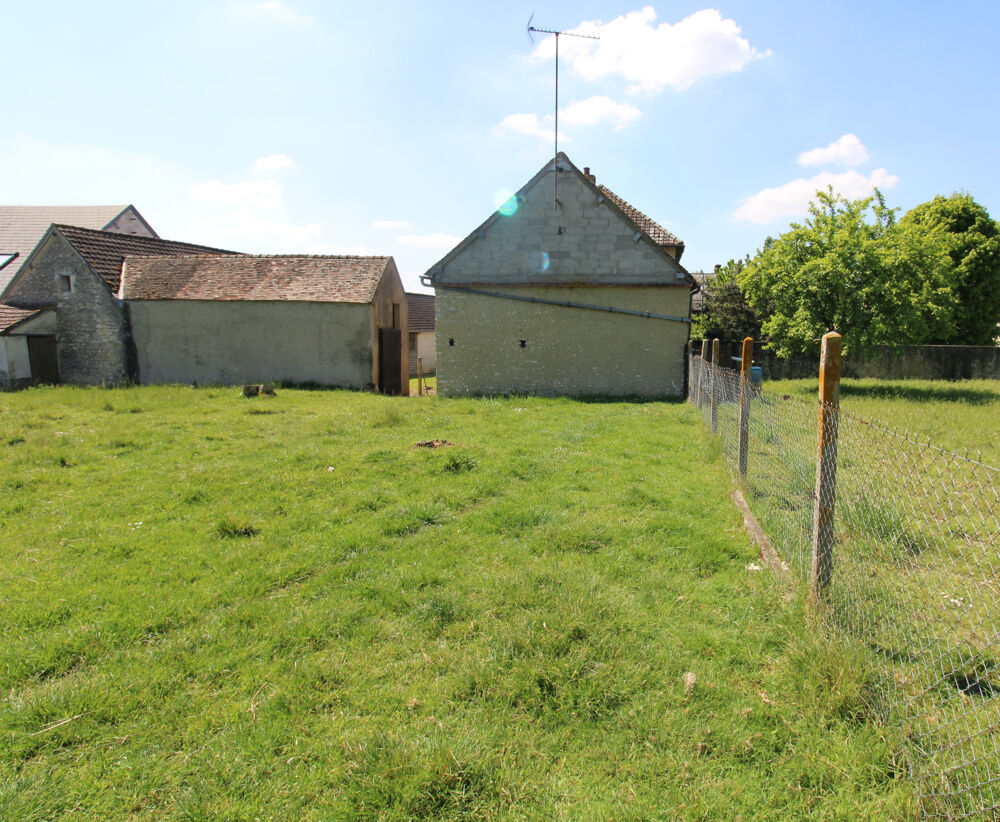 Dpt Eure (27) à vendre proche Pacy sur Eure maison 132 m2 sur terrain de 10600 m2