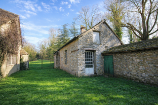  Propri�t�/ch�teau � vendre 8 pi�ces 366 m�