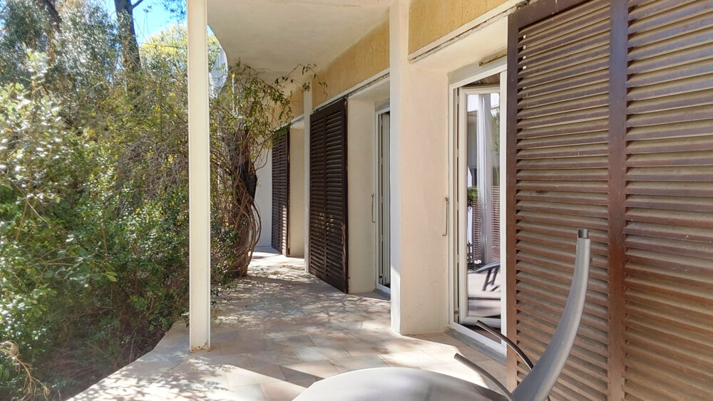 Vente Maison VILLA CONTEMPORAINE 6 PIECES AVEC PISCINE ET GARAGE Nimes