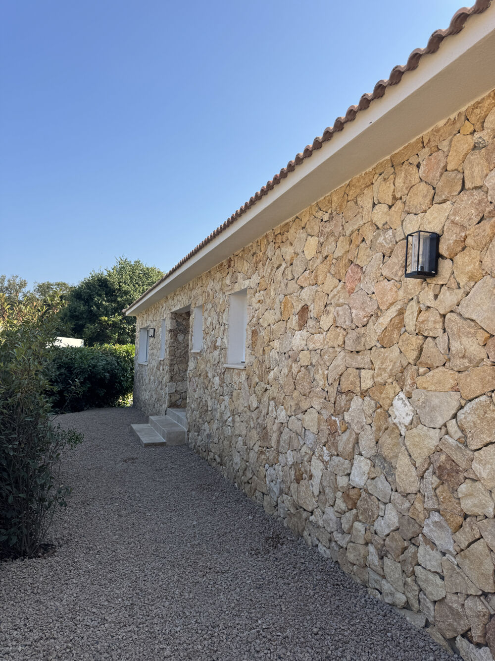 Villa en pierre T4 avec piscine au coeur du Maquis