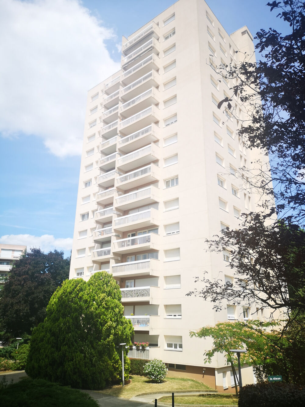 Vente Appartement APPARTEMENT F4, Parking et Cave Evry courcouronnes