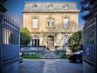  Maison  vendre 13 pices 350 m