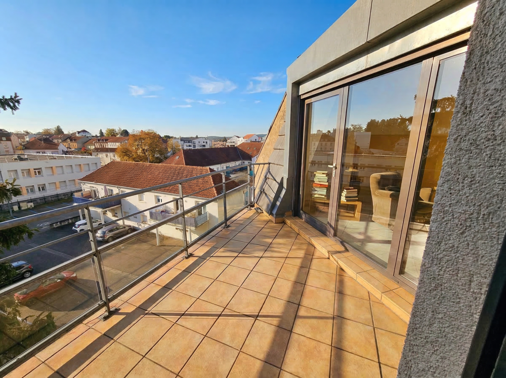 F3 lumineux avec balcon, garage et ascenseur Résidence sénior au coeur de Forbach