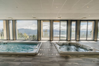  Propri�t�/ch�teau � vendre 8 pi�ces 380 m�