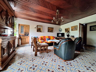  Maison  vendre 7 pices 180 m