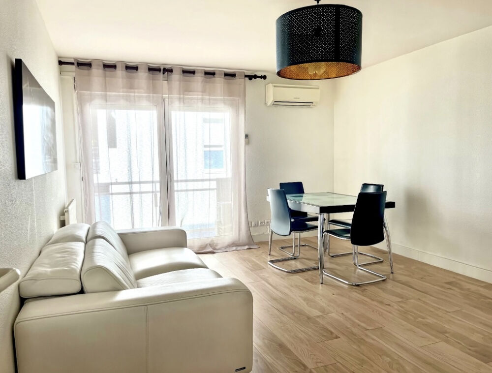Vente Appartement T2 à Sete refait à neuf avec ascenseur proche quai et gare Sete
