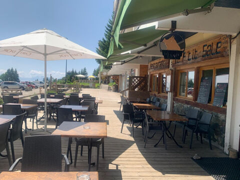   Isère (38) - Chamrousse 1650  - Fonds de commerce Bar-Restaurant - 75 m2 