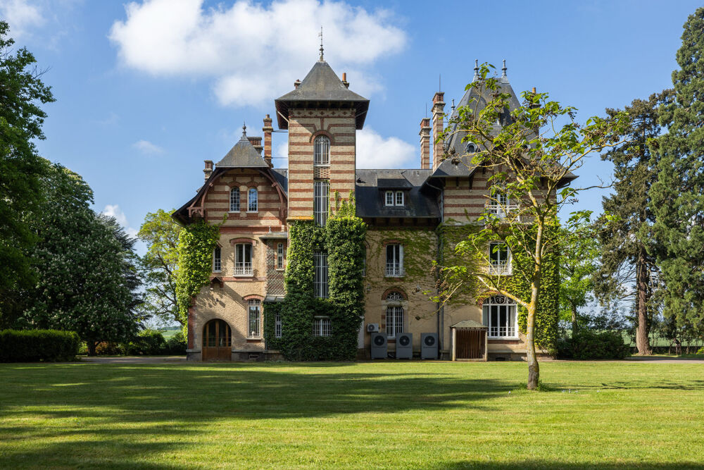 A vendre Dpt Eure (27) proche Evreux Manoir du 19ème et ses 3 dépendances sur parc paysagé de 19 ha environ