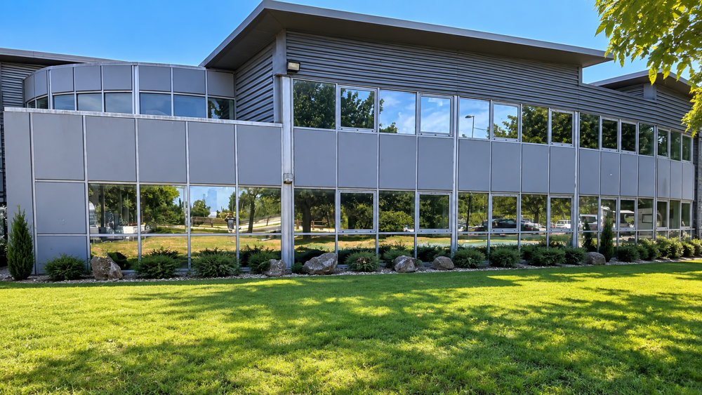   AVIGNON ZAC de la Cristole iMMEUBLE DE BUREAUX IDEAL INVESTISSEUR ou UTILISATEUR 