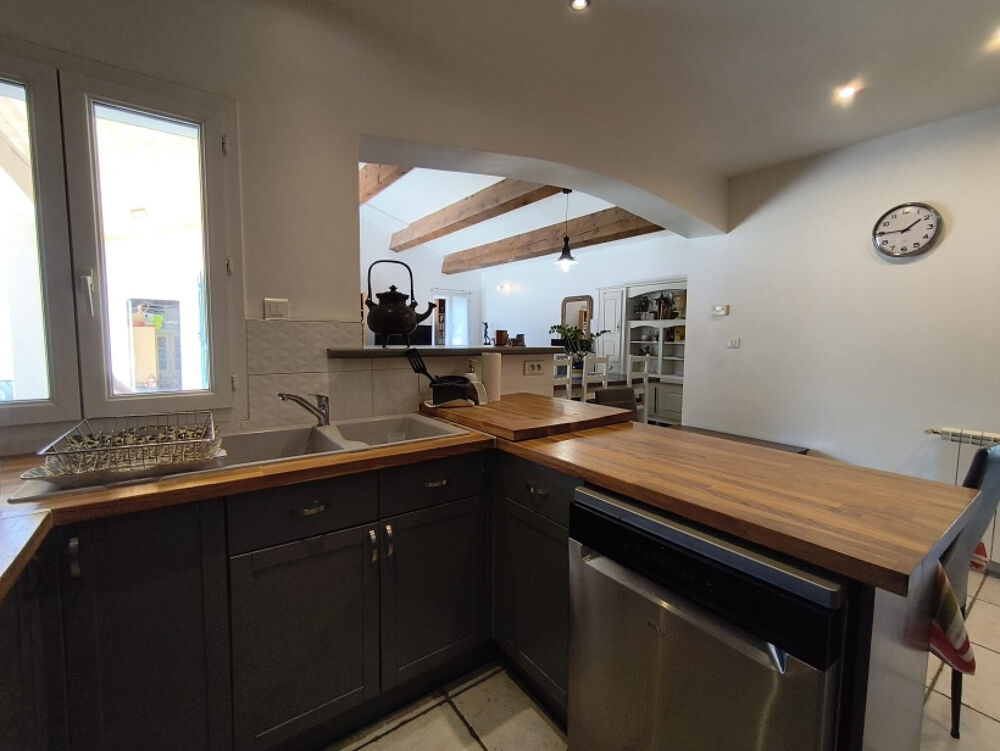 DPT (30) BEAUCAIRE A VENDRE MAISON TRADITIONNELLE SECTEUR CALME