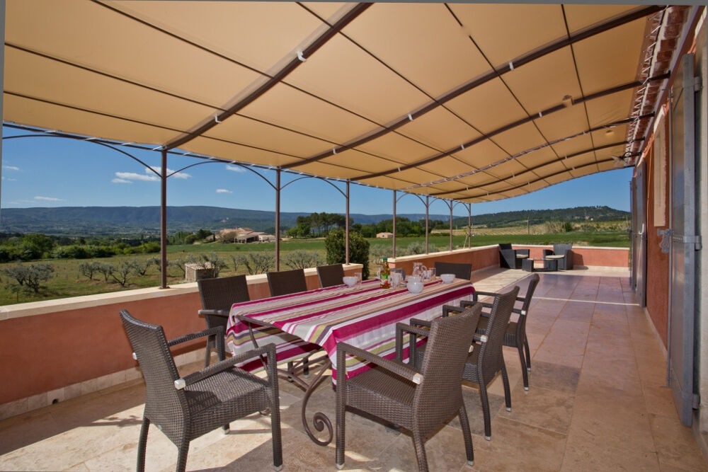 à vendre  Propriété/château Roussillon (84220)