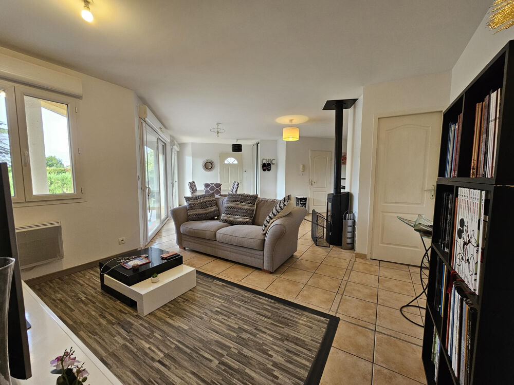 Vente Maison Dpt 31 Haute-Garonne, 31800 St Gaudens A vendre maison T4 de 106 m2 avec garage sur parcelle de 1000 m2 St gaudens