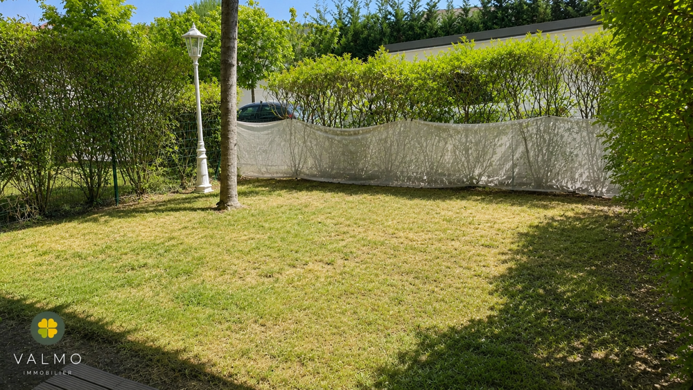 DEPT Yvelines (78) Flins sur Seine Studio 32M2 rez de jardin + cave + parking