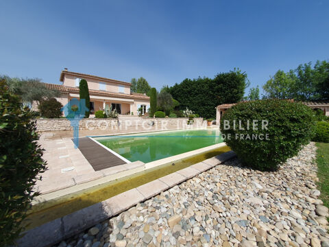 A Vendre VAUCLUSE (84) - ORANGE : Villa de prestige avec piscine sur plus de 6000 m2 de terrain paysagé 799000 Avignon (84000)