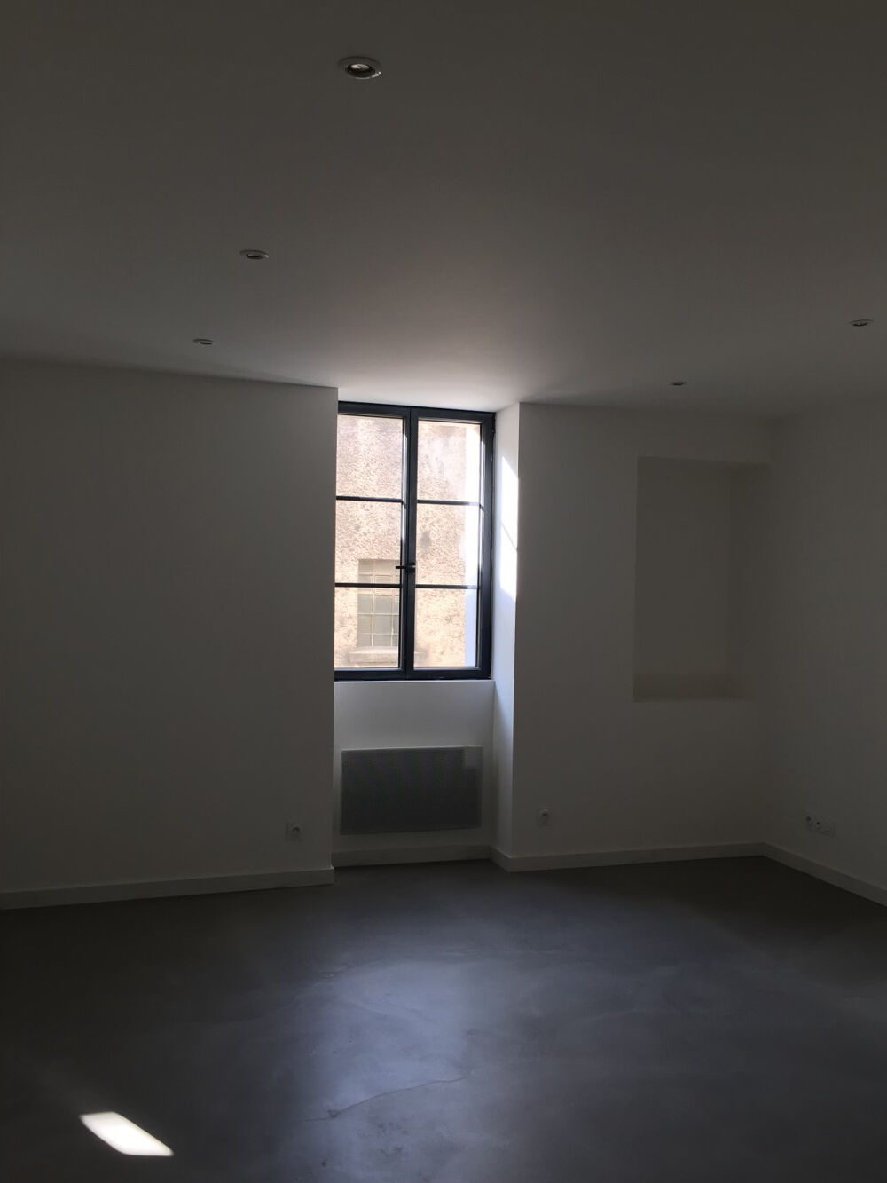 (30) Appartement 3 pièces BERNIS !