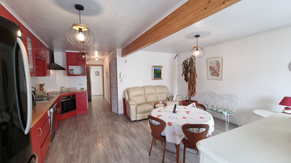 Vente Maison Dépt. 07 - A VENDRE à COUCOURON - MAISON DE VILLAGE AVEC BAR RESTAURANT Coucouron