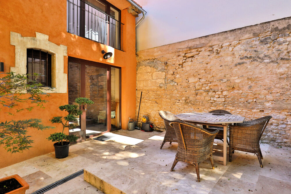 Vente Maison Dept 84 - Apt - Maison de ville neuve avec extérieur et parking Apt