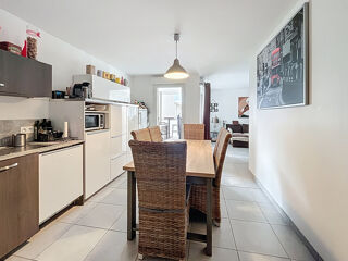  Appartement � vendre 4 pi�ces 82 m�