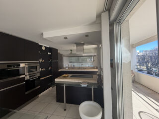  Appartement � vendre 5 pi�ces 152 m�