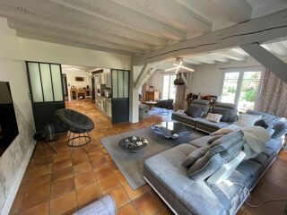  Maison � vendre 8 pi�ces 300 m�