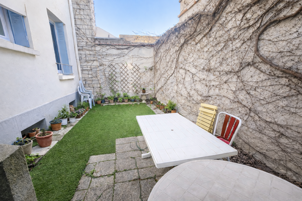 Vente Appartement Dépt Hérault (34), à vendre MONTPELLIER Appartement T3 de 47m2 - jardin de 30m2 - parking commun - cave. Montpellier
