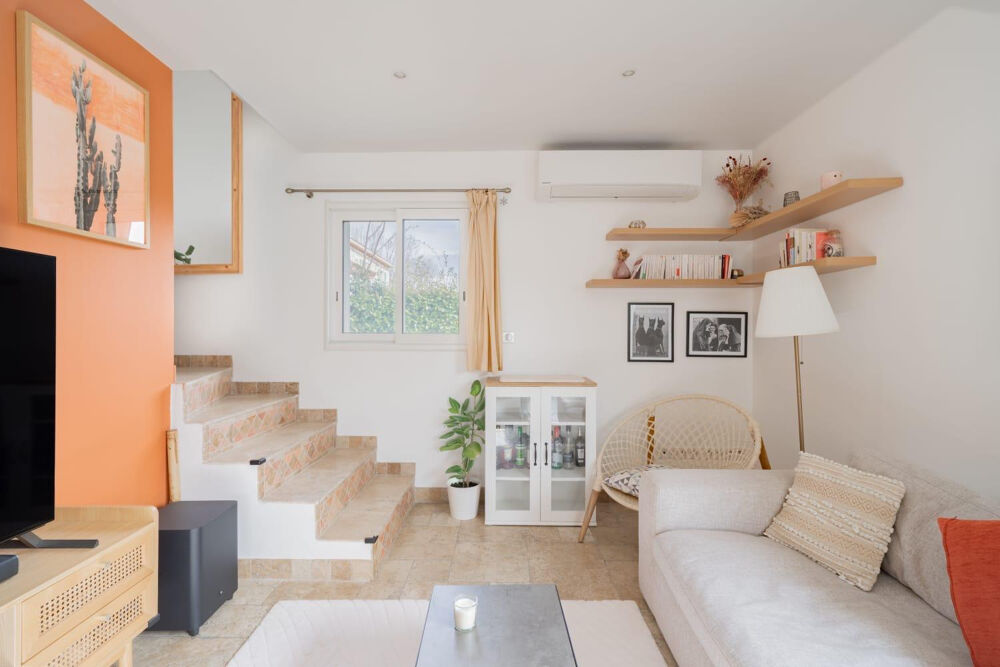   DPT (30) BEAUCAIRE MAISON DE VACANCES A LA LOCATION SAISONNIERE Languedoc-Roussillon, Beaucaire (30300)