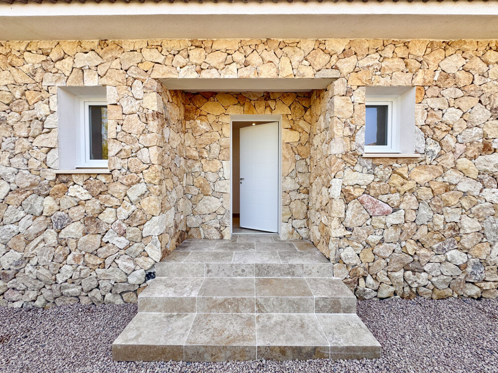Villa en pierre T4 avec piscine au coeur du Maquis