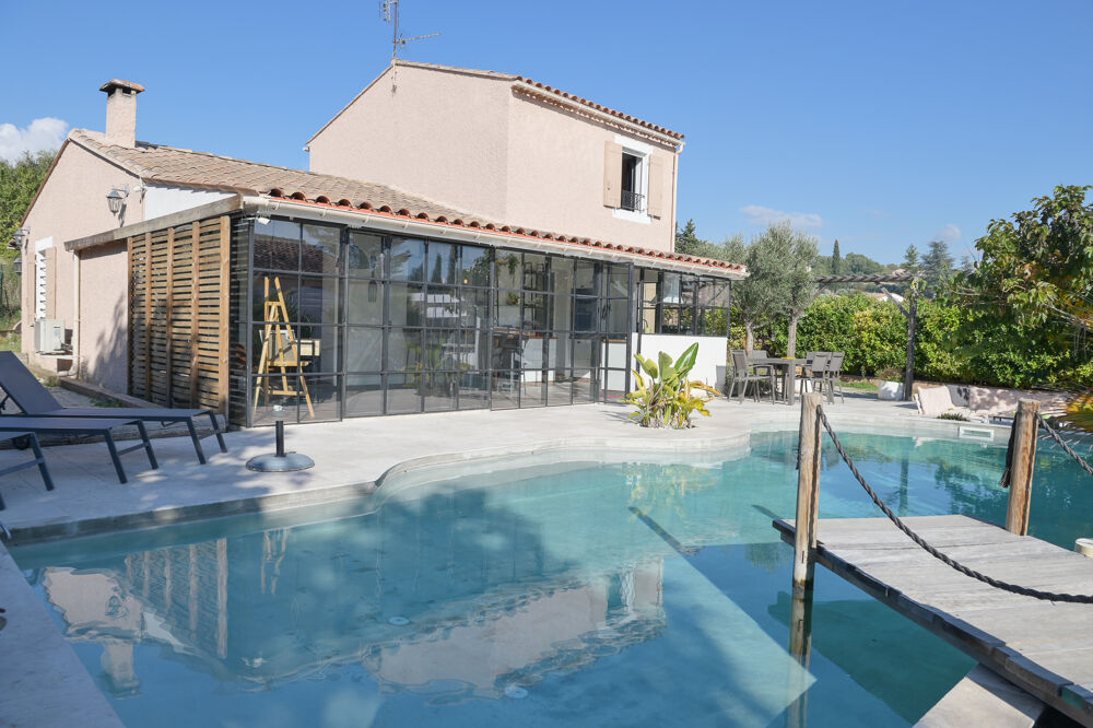 Dept 84 - À vendre à Apt - ravissante et lumineuse maison entièrement rénovée 127 m2 sur 1 000 m2 avec piscine