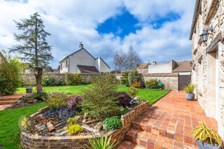  Maison  vendre 8 pices 300 m