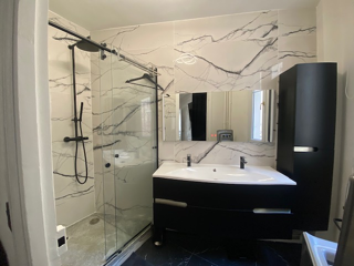  Appartement à louer 2 pièces 55 m²