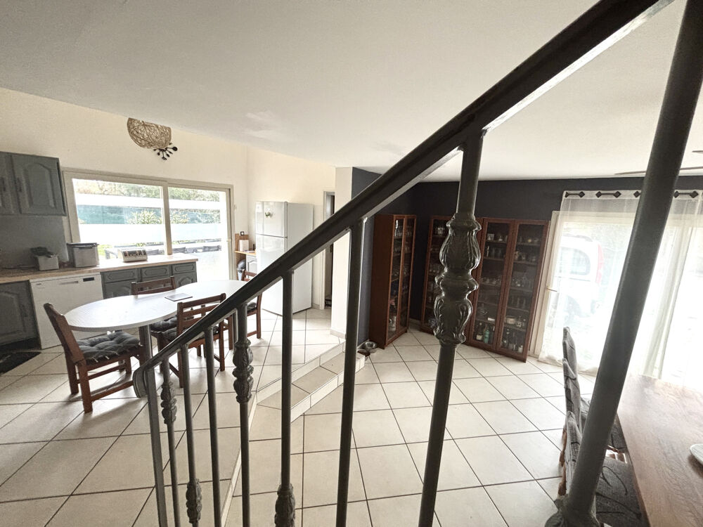 Maison de village T4 de 161 m2 habitables - Terrain 300m2