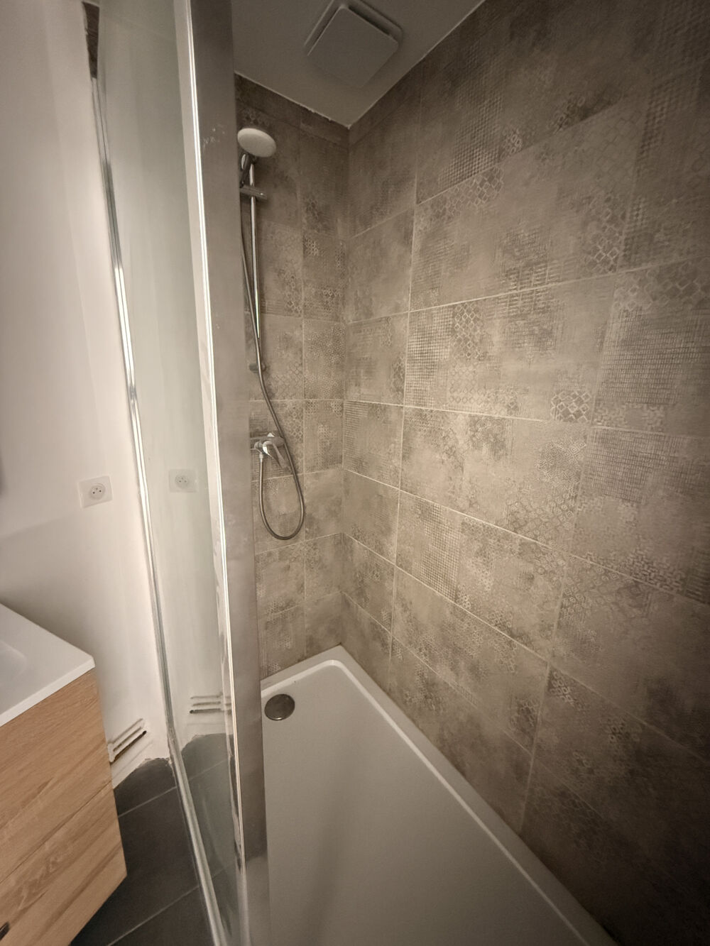 Vente Appartement 07 - VALS LES BAINS - APPARTEMENT T3 DANS IMMEUBLE RENOVE Vals les bains