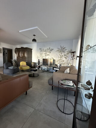  Appartement � vendre 4 pi�ces 141 m�