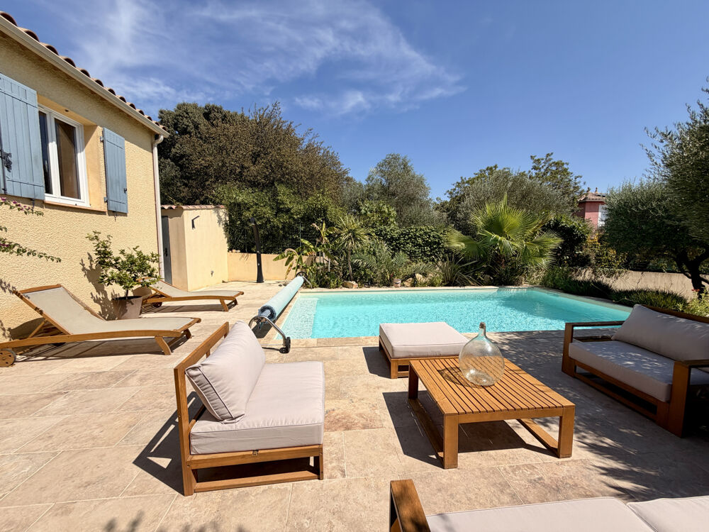 Vente Maison En exclusivité  sur les hauteurs de Vergèze, villa Plain pied de 120 m2 environ sur 832 m2, piscine garage et Vergeze