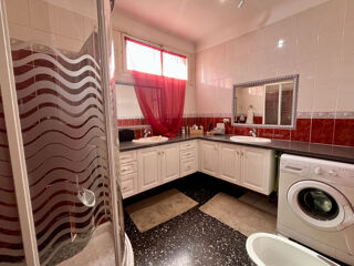  Maison � vendre 8 pi�ces 293 m�